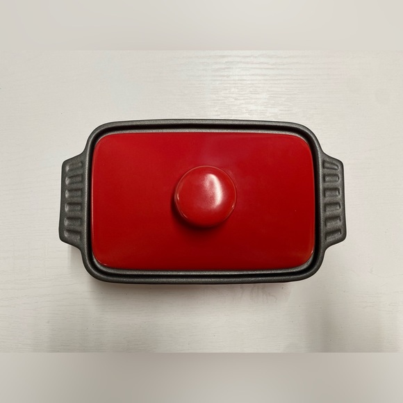 NIB Crockpot Denhoff Red Non-Stick Ribbed Casserole Dish w/ Lid - Picture 3 of 4